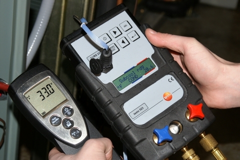 Charging by superheat and subcooling