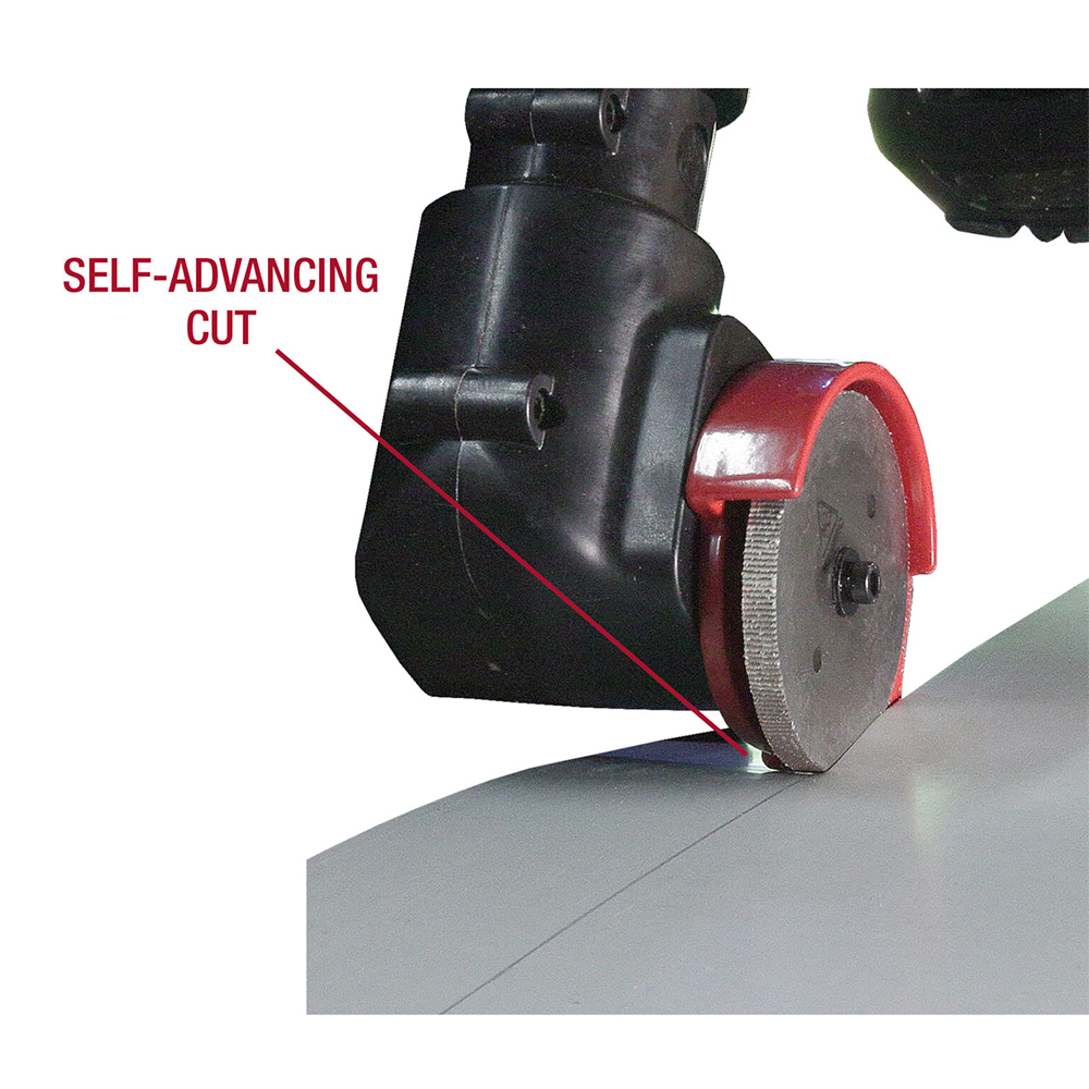 Wheels self advance for easy cutting